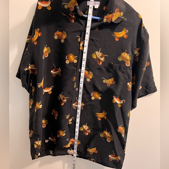 Bullock & Jones Black LARGE Shirt w/Fruits & Drinks Made In Italy 100% Cupro - Picture 7 of 7